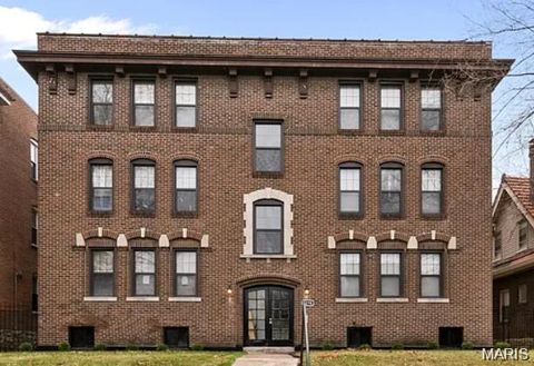 6274 Cates Avenue University City MO 63130