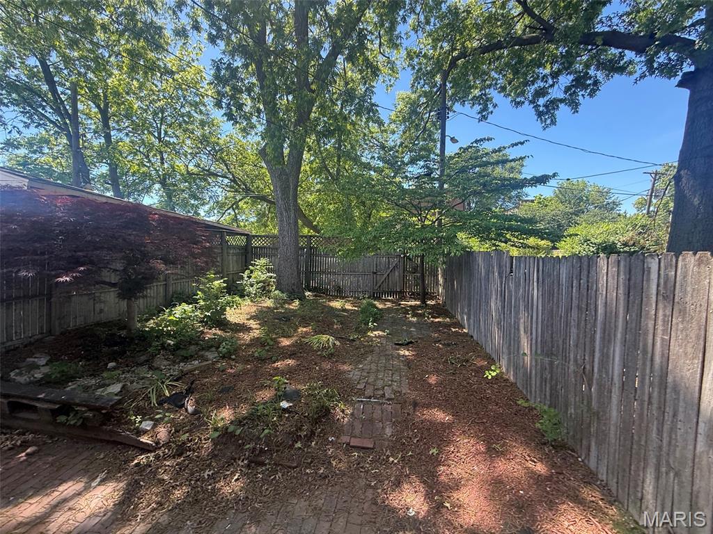 St Louis Commons Add - Residential