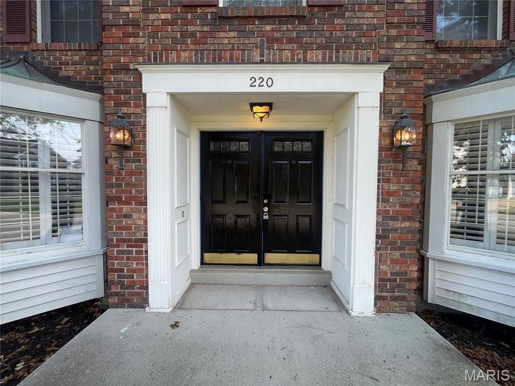 Photo of 220 Timber Meadow Drive, Wildwood, MO 63011 (MLS # 25073209)