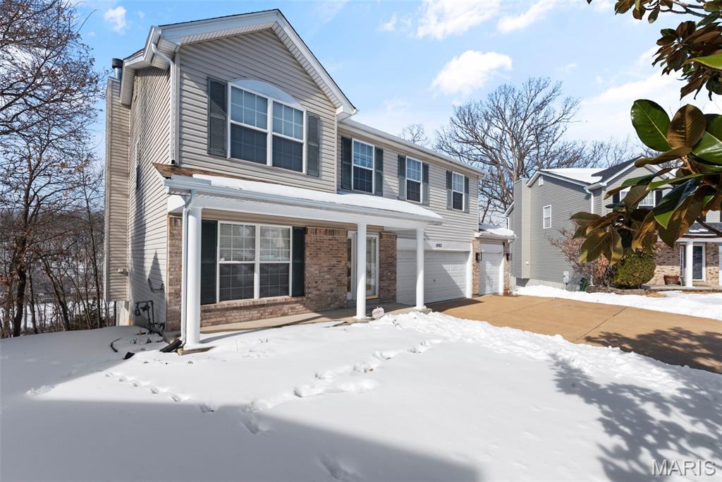 1082 Autumn Oaks Drive