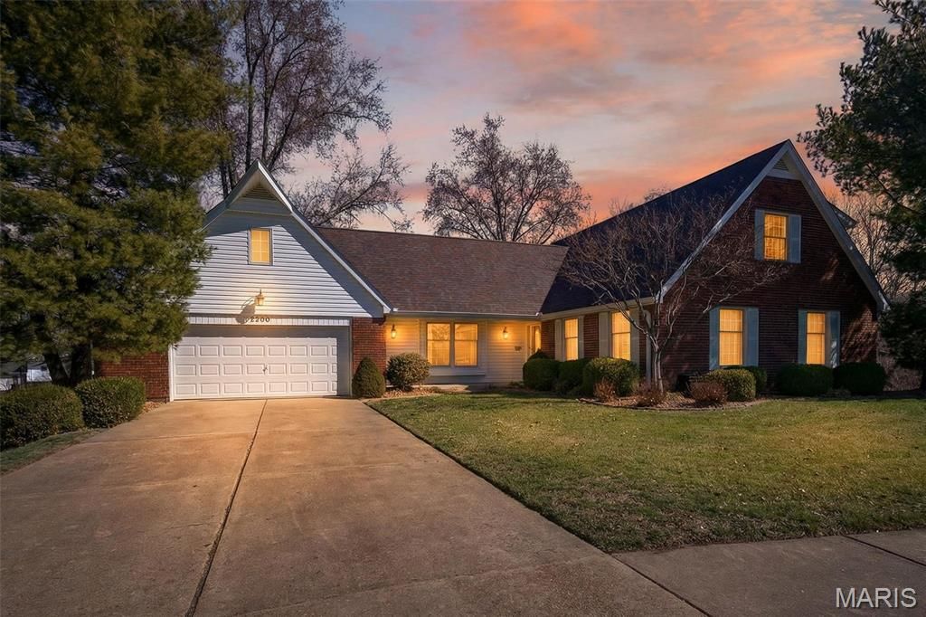 Photo of 3300 Shrewsbury Lane, St Charles, MO 63301 (MLS # 26012034)