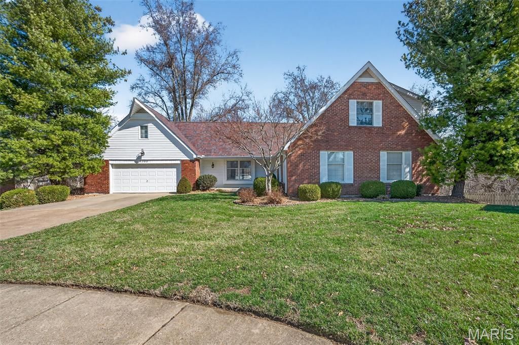 Photo of 3300 Shrewsbury Lane, St Charles, MO 63301 (MLS # 26012034)