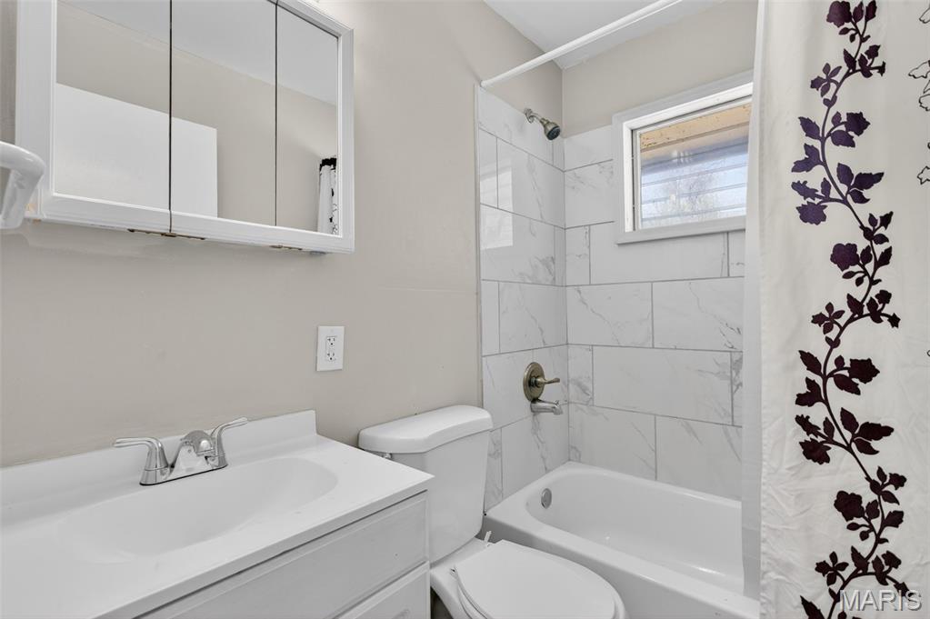 Glasgow Village Unit 15 - Residential