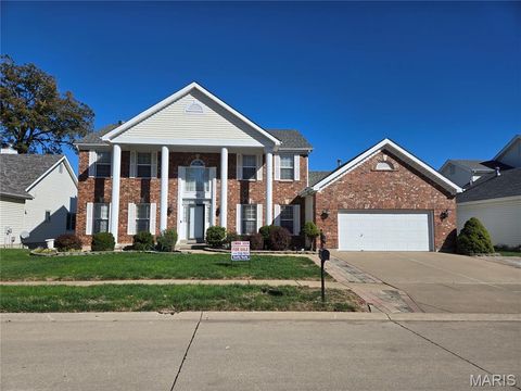 Photo of 1102 Nooning Tree Drive, Chesterfield, MO 63017 (MLS # 25073792)