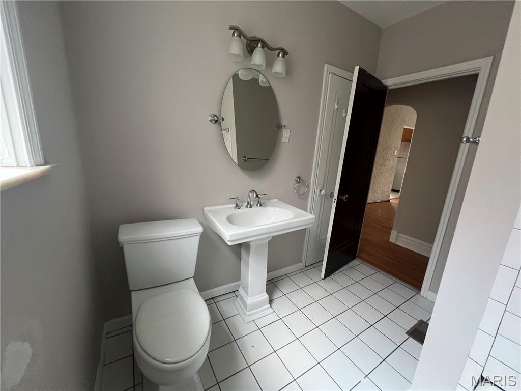 Westmoor Park 1 - Residential Lease