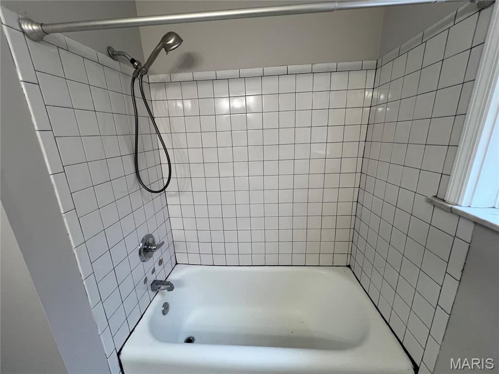 Westmoor Park 1 - Residential Lease