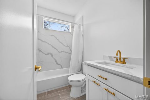 Tiny photo for 55 Lake Bend Drive, Winfield, MO 63389 (MLS # 26009155)