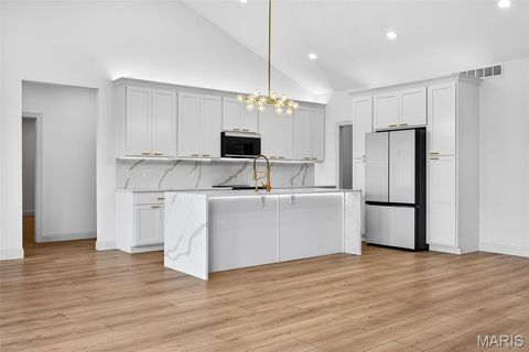 Tiny photo for 55 Lake Bend Drive, Winfield, MO 63389 (MLS # 26009155)