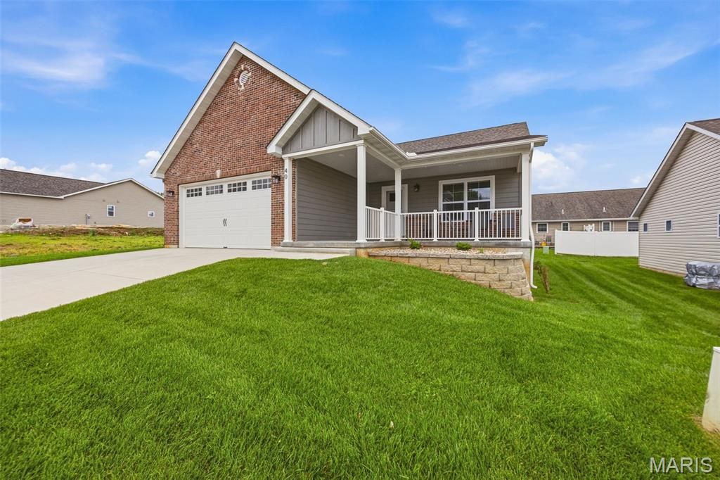 Photo of 40 Butterfield Drive, Farmington, MO 63640 (MLS # 26028827)
