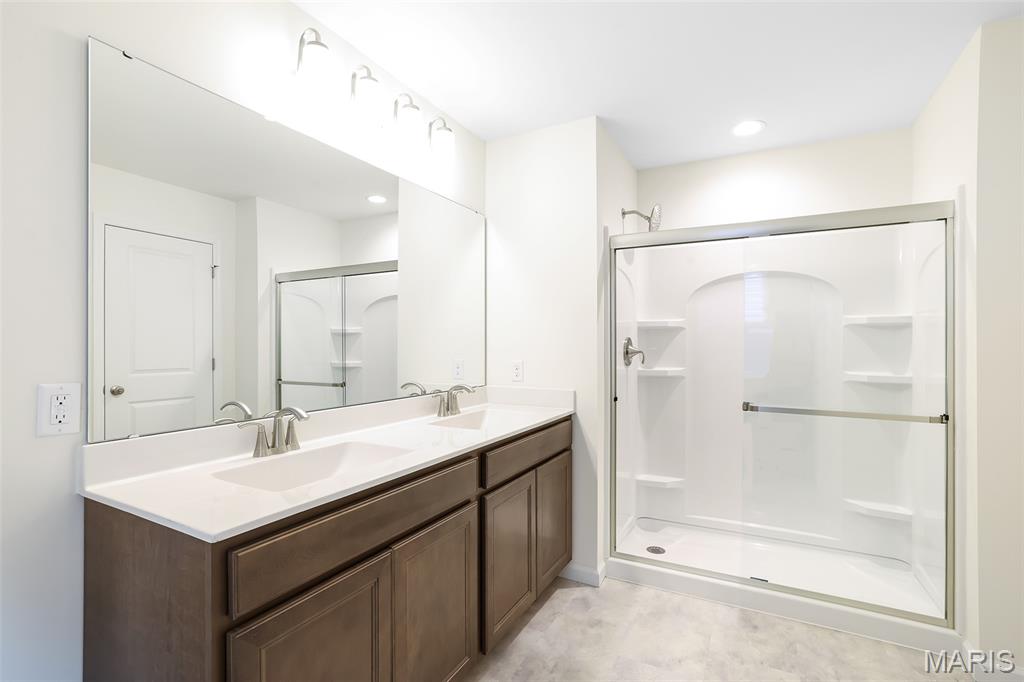 Riverstone 135 - Residential