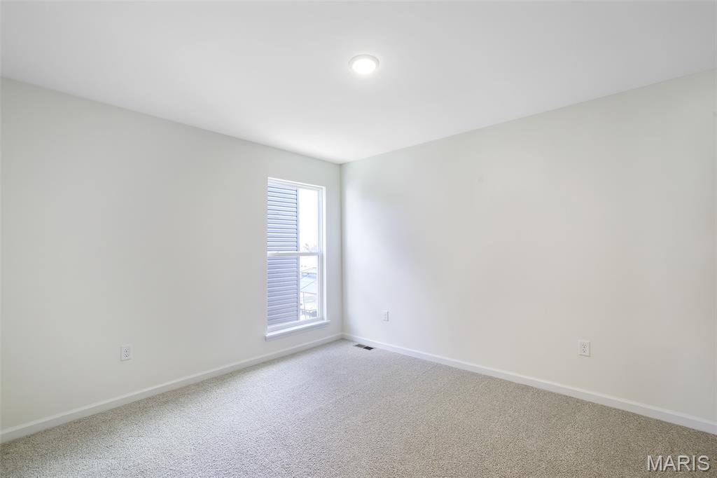 Riverstone 135 - Residential