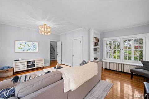 Tiny photo for 451 W Jackson Road, Webster Groves, MO 63119 (MLS # 26006366)