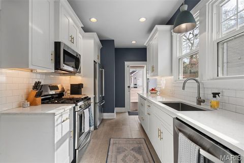 Tiny photo for 451 W Jackson Road, Webster Groves, MO 63119 (MLS # 26006366)