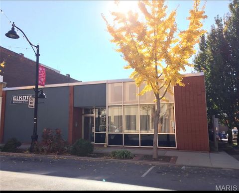 110 W Main Street Belleville IL 62220