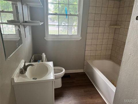 Tiny photo for 1090 Howdershell Road, Florissant, MO 63031 (MLS # 26018784)