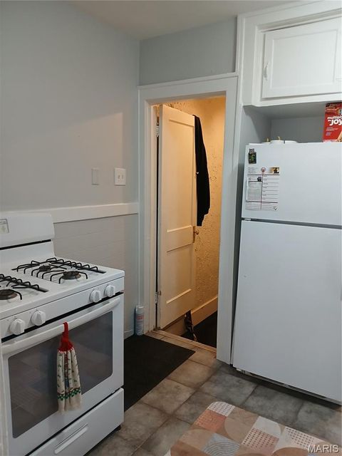 Tiny photo for 7020 Greenway Avenue, Beverly Hills, MO 63121 (MLS # 26019282)