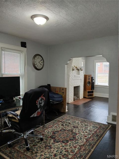 Tiny photo for 7020 Greenway Avenue, Beverly Hills, MO 63121 (MLS # 26019282)