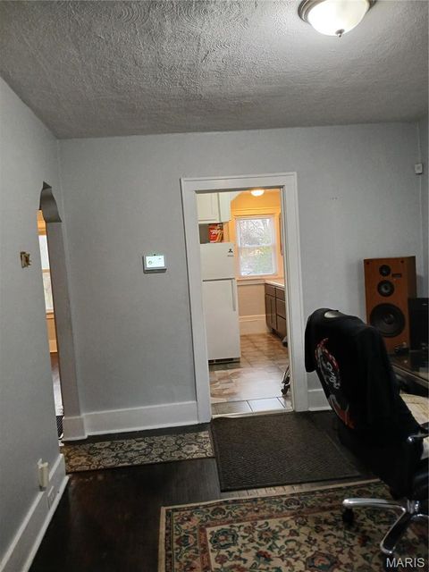 Tiny photo for 7020 Greenway Avenue, Beverly Hills, MO 63121 (MLS # 26019282)