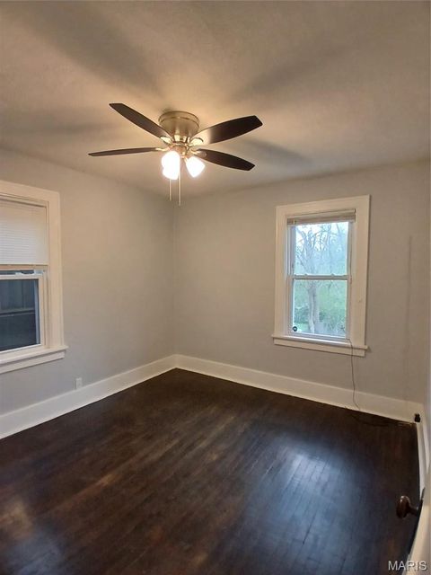 Tiny photo for 7020 Greenway Avenue, Beverly Hills, MO 63121 (MLS # 26019282)