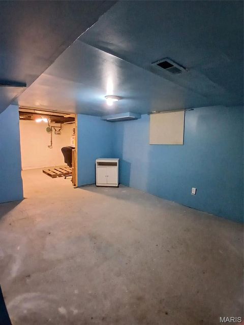 Tiny photo for 7020 Greenway Avenue, Beverly Hills, MO 63121 (MLS # 26019282)