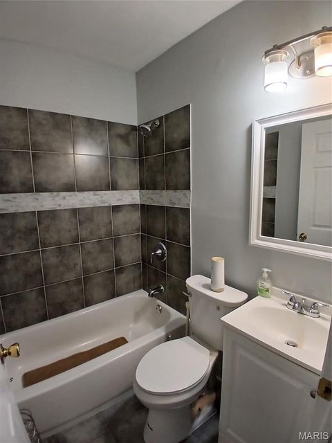 Tiny photo for 7020 Greenway Avenue, Beverly Hills, MO 63121 (MLS # 26019282)