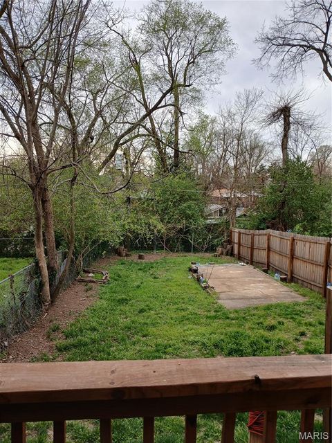 Tiny photo for 7020 Greenway Avenue, Beverly Hills, MO 63121 (MLS # 26019282)