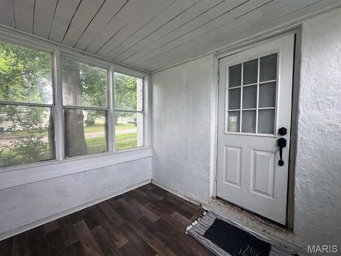 Tiny photo for 315 S Park Lane, Dexter, MO 63841 (MLS # 26031109)