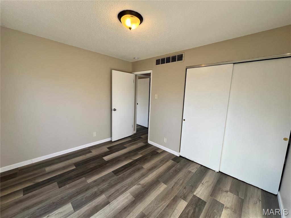 Glenview Court - Residential Lease