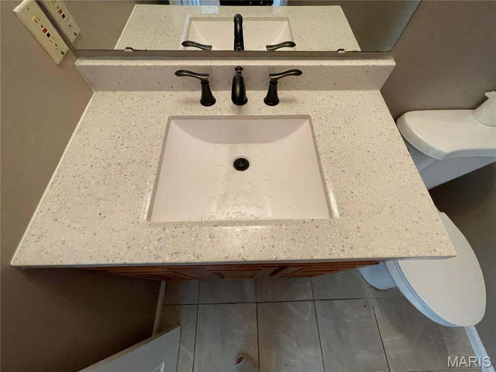 Canary Estates - Residential Lease