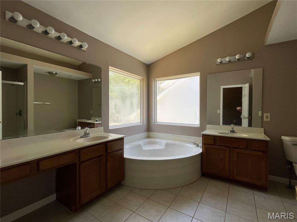 Canary Estates - Residential Lease