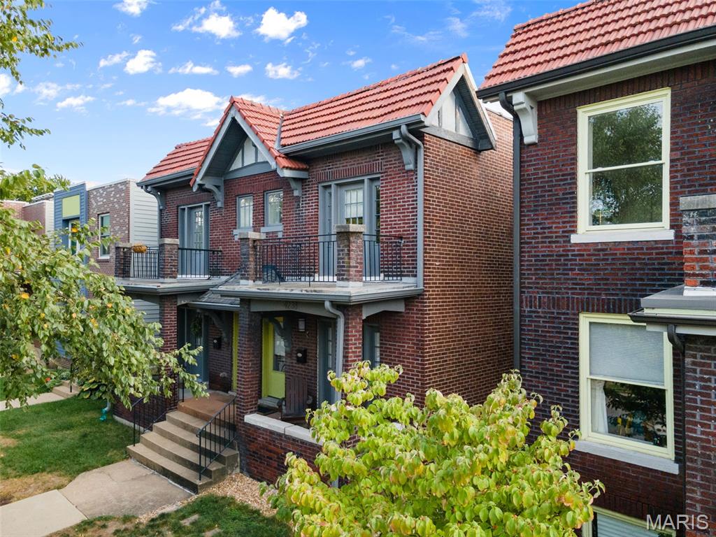Photo of 4238 McRee Avenue, St Louis, MO 63110 (MLS # 26038303)
