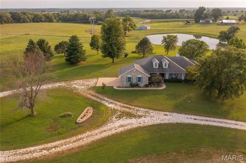Photo of 506 Windy Hill Road, Elsberry, MO 63343 (MLS # 25057099)