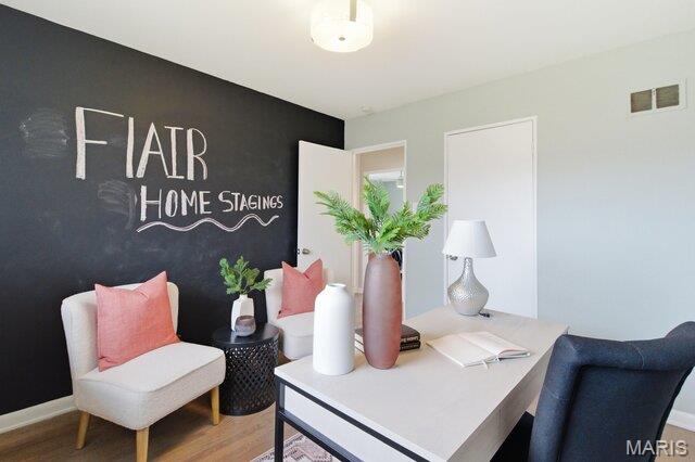 Lawnsdale - Residential