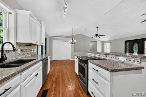 Tiny photo for 9536 Three Oaks Ln LN, Bloomsdale, MO 63627 (MLS # 26040045)