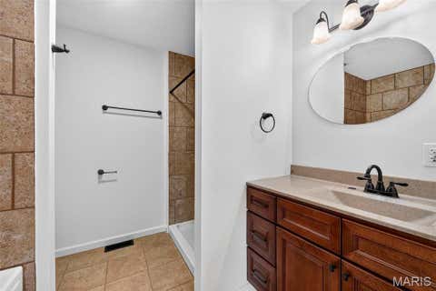 Tiny photo for 9536 Three Oaks Ln LN, Bloomsdale, MO 63627 (MLS # 26040045)