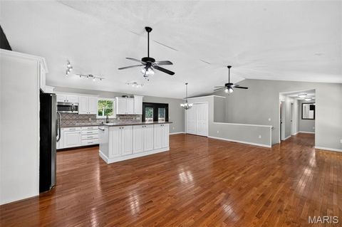 Tiny photo for 9536 Three Oaks Ln LN, Bloomsdale, MO 63627 (MLS # 26040045)