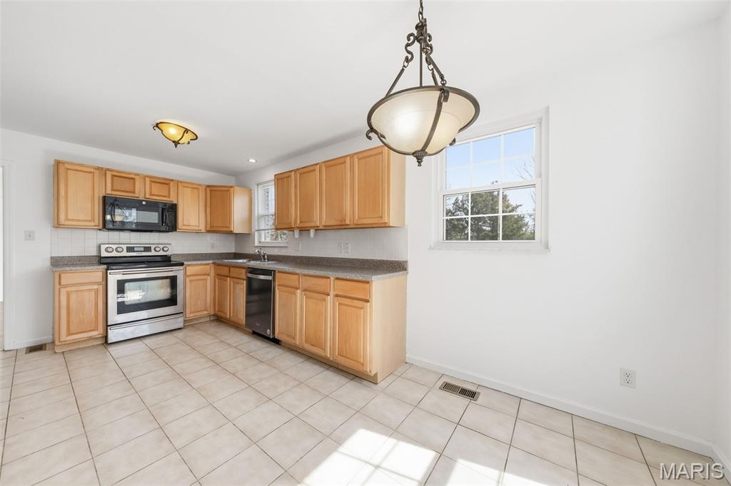 Whispering Oakwood 1 - Residential