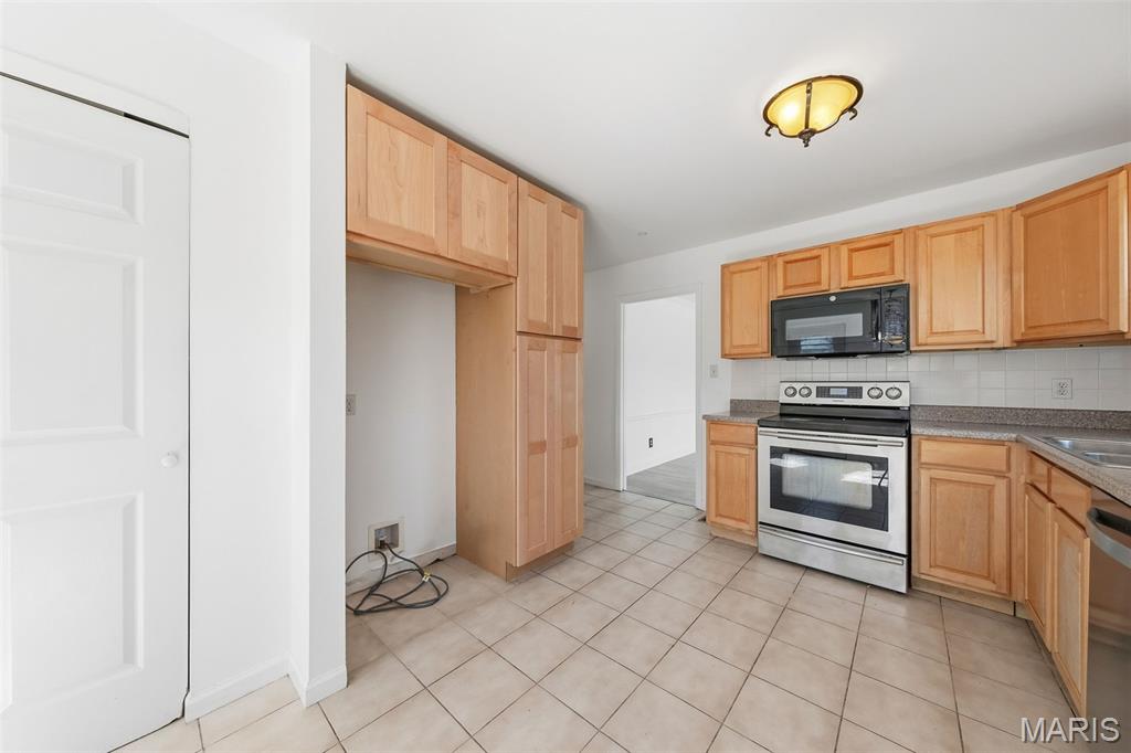 Whispering Oakwood 1 - Residential