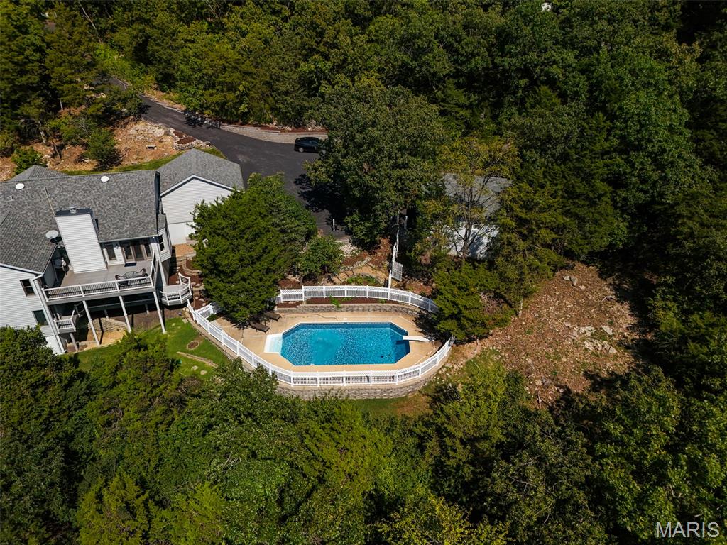 2 Rockwood Forest Glen