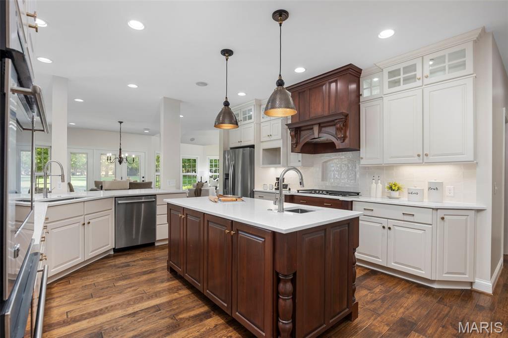 St Louis, Missouri 63122, United States, 5 Bedrooms Bedrooms, ,5 BathroomsBathrooms,Residential,Coming Soon,218257