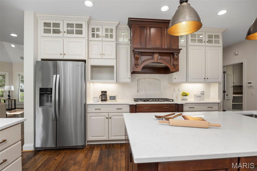 St Louis, Missouri 63122, United States, 5 Bedrooms Bedrooms, ,5 BathroomsBathrooms,Residential,Coming Soon,218257