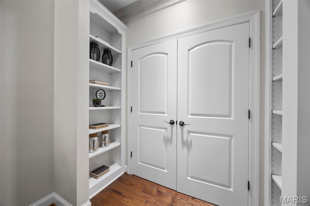 St Louis, Missouri 63122, United States, 5 Bedrooms Bedrooms, ,5 BathroomsBathrooms,Residential,Coming Soon,218257