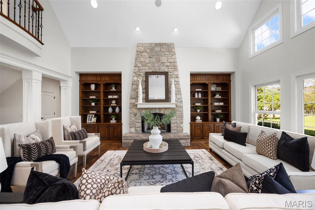 St Louis, Missouri 63122, United States, 5 Bedrooms Bedrooms, ,5 BathroomsBathrooms,Residential,Coming Soon,218257