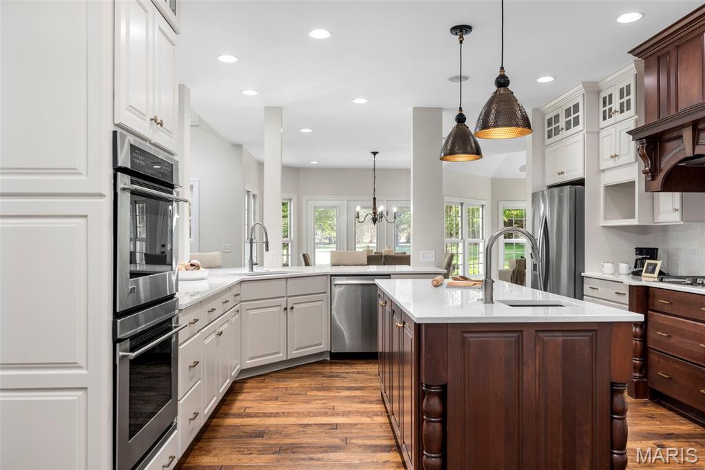 St Louis, Missouri 63122, United States, 5 Bedrooms Bedrooms, ,5 BathroomsBathrooms,Residential,Coming Soon,218257