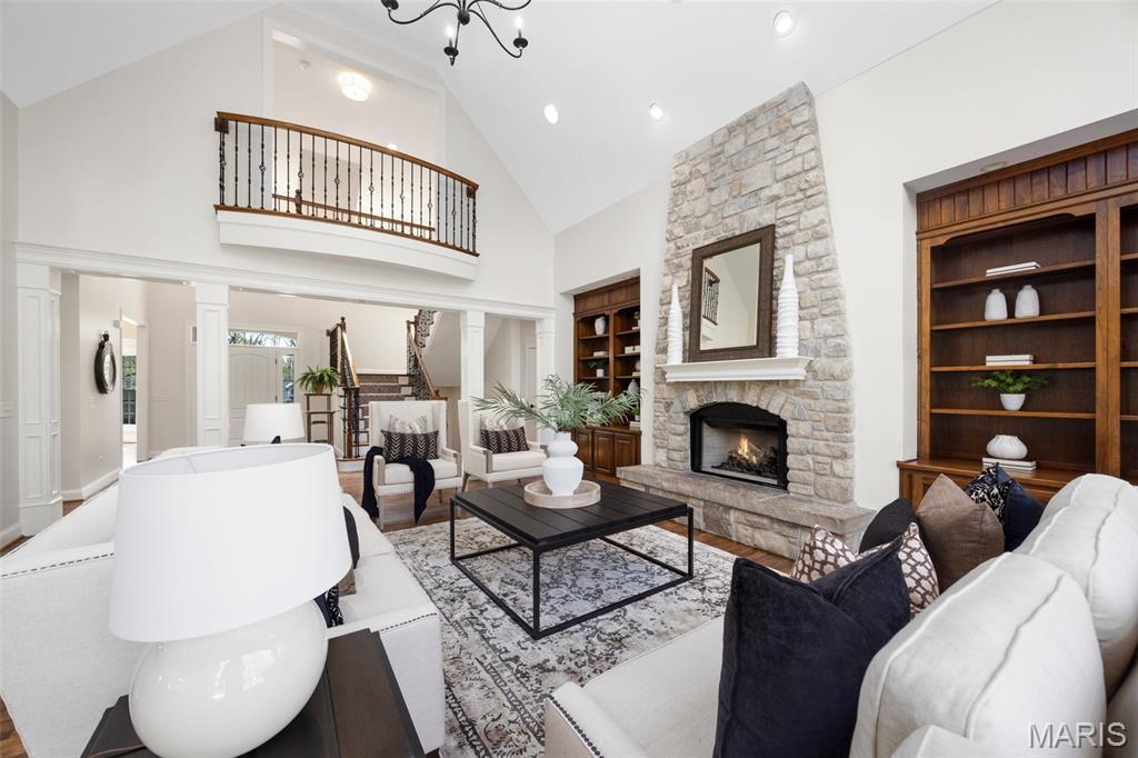 St Louis, Missouri 63122, United States, 5 Bedrooms Bedrooms, ,5 BathroomsBathrooms,Residential,Coming Soon,218257