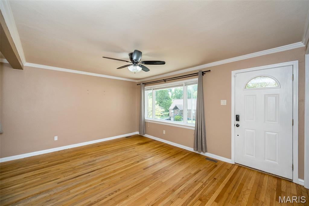 St Louis, Missouri 63114, United States, 4 Bedrooms Bedrooms, ,2 BathroomsBathrooms,Residential,Pending,186420