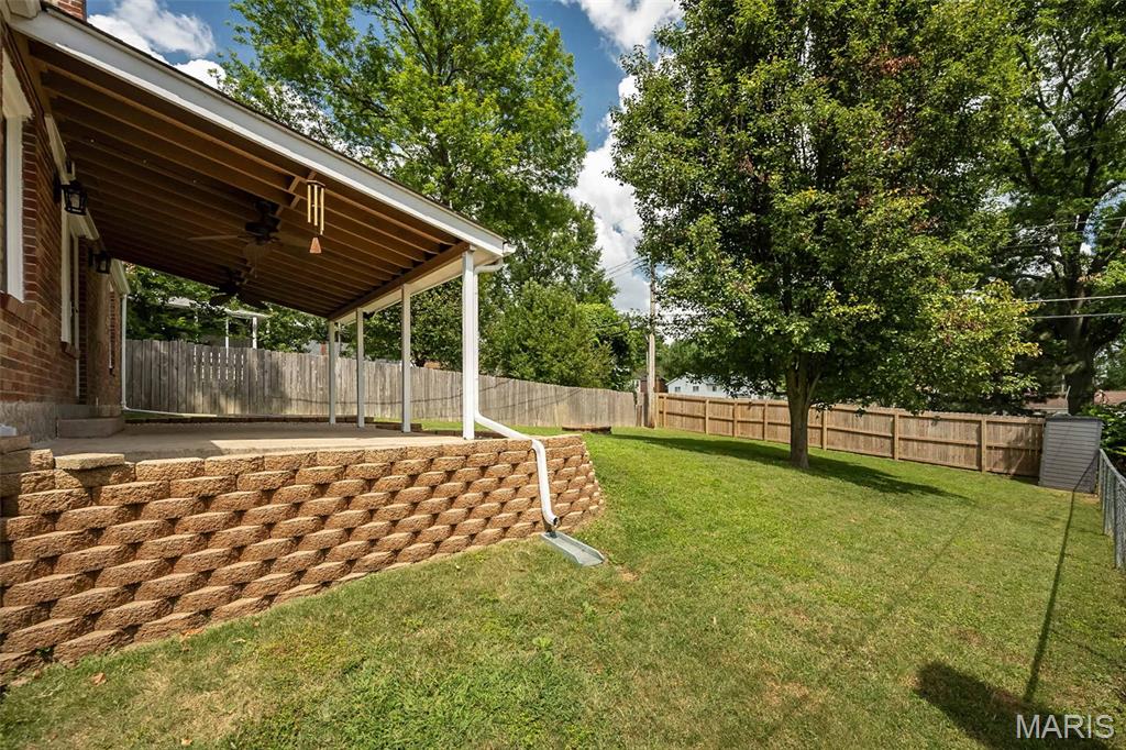 St Louis, Missouri 63114, United States, 4 Bedrooms Bedrooms, ,2 BathroomsBathrooms,Residential,Pending,186420