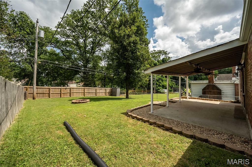 St Louis, Missouri 63114, United States, 4 Bedrooms Bedrooms, ,2 BathroomsBathrooms,Residential,Pending,186420