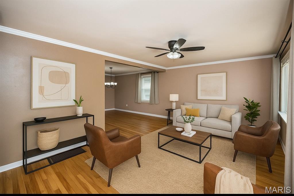 St Louis, Missouri 63114, United States, 4 Bedrooms Bedrooms, ,2 BathroomsBathrooms,Residential,Pending,186420