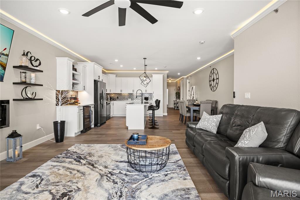 Topsider Condominiums - Residential